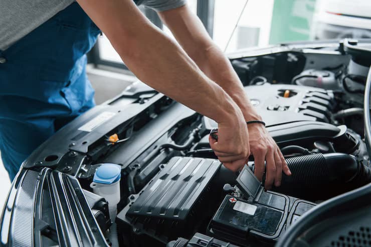 Engine repair and maintenance